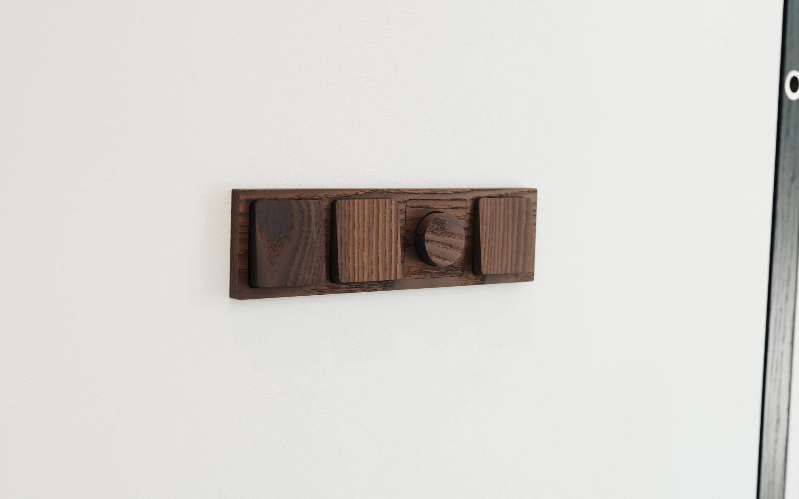 Thermowood frame by Wemel Wood